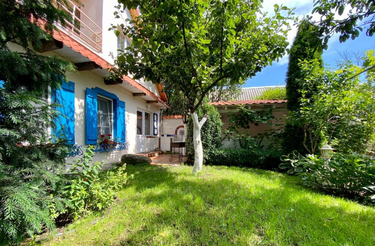 Flower Street Svityaz' Dış mekan fotoğraf